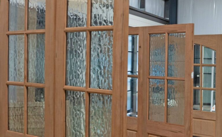 Discover Top 3 Wood Door Picks for Entry Door Replacement